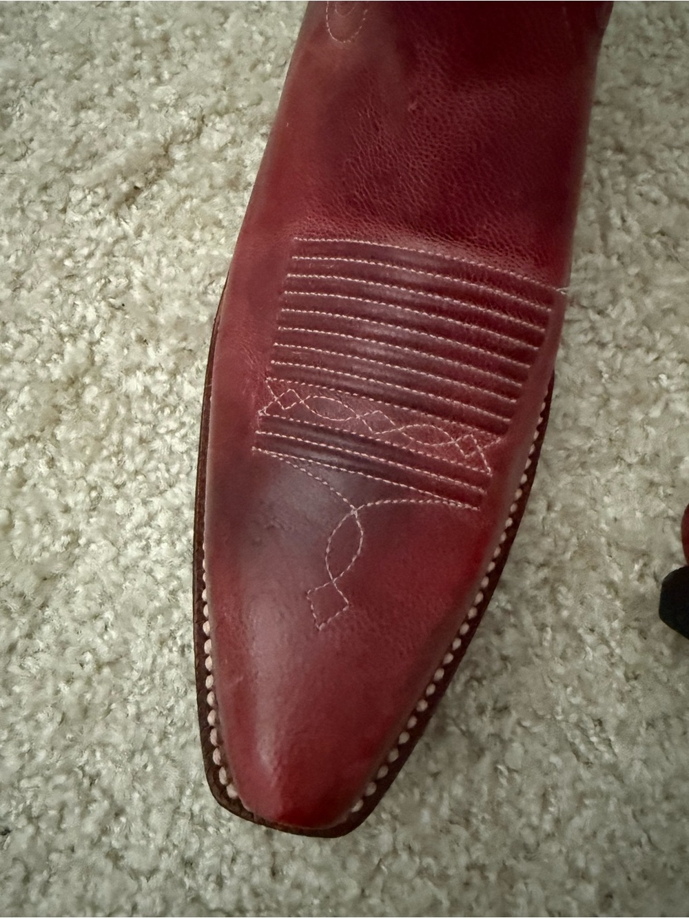 Ariat Distressed Red Leather Western Boot - Picture 4 of 6
